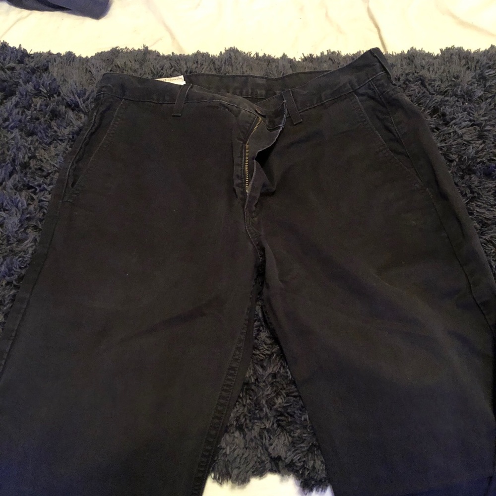 Levi Black relaxed straight 34 32